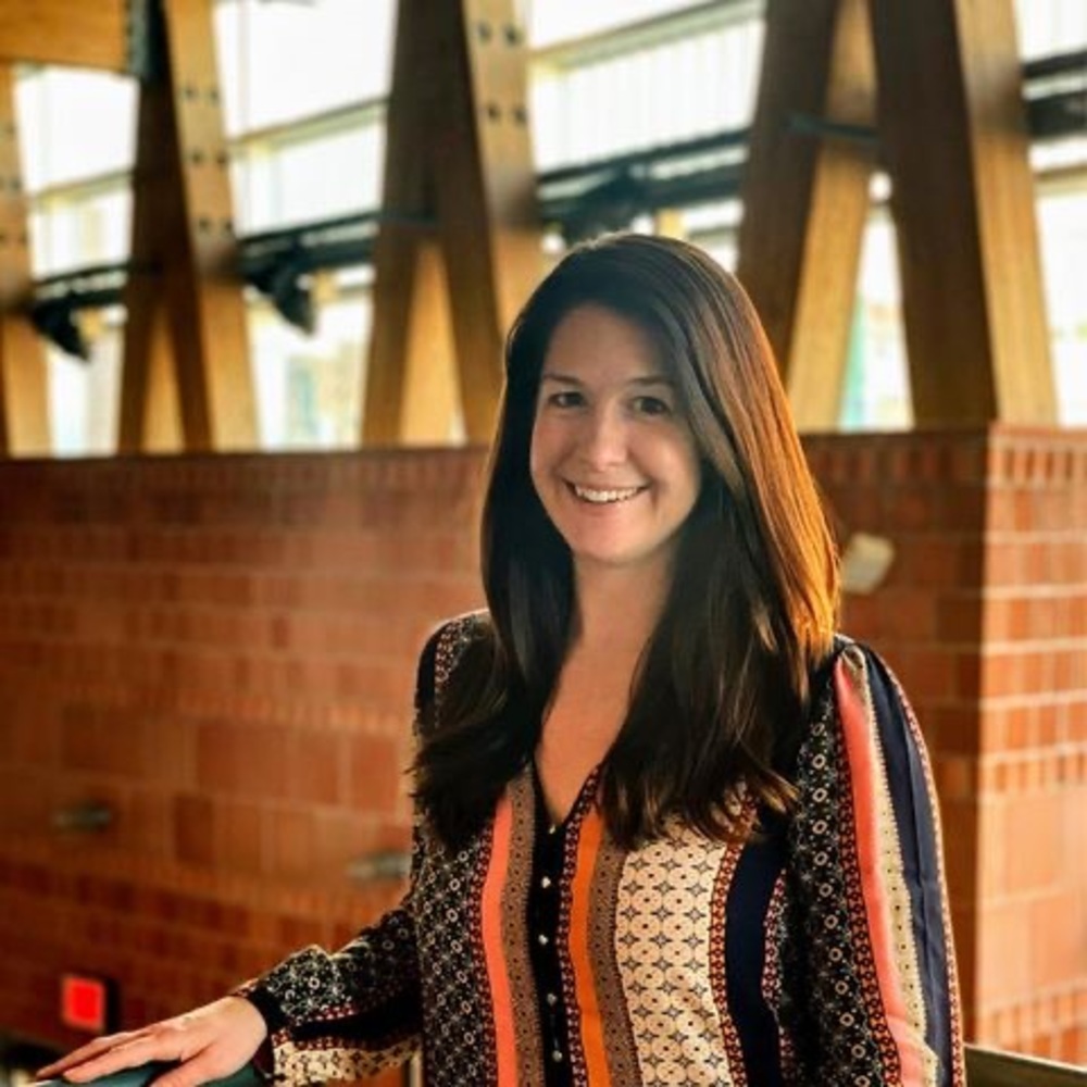 Meet your Posher, Courtney